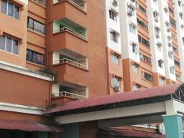 Apartment for sale in Petaling, Damansara Damai