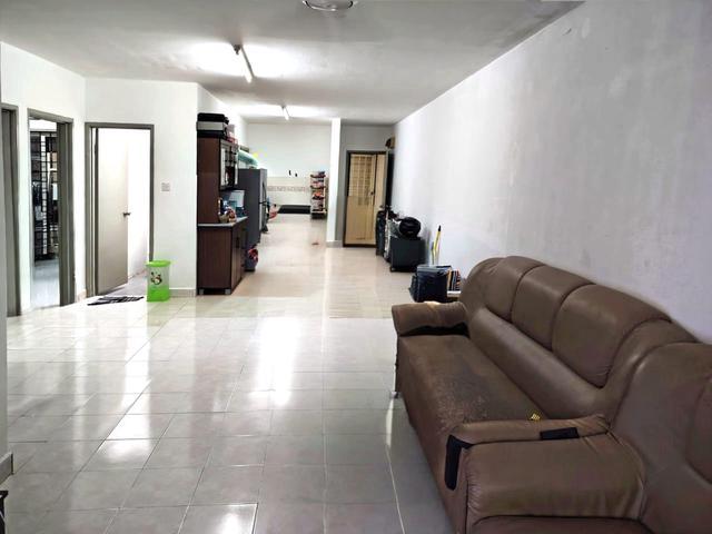 Apartment for sale in Petaling, Damansara Damai