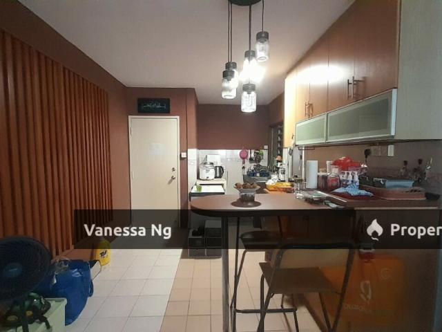 Apartment for sale in Petaling, Damansara Damai
