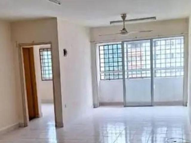 Apartment for sale in Petaling, Damansara Damai