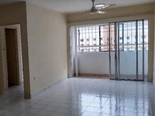 Apartment for sale in Petaling, Damansara Damai