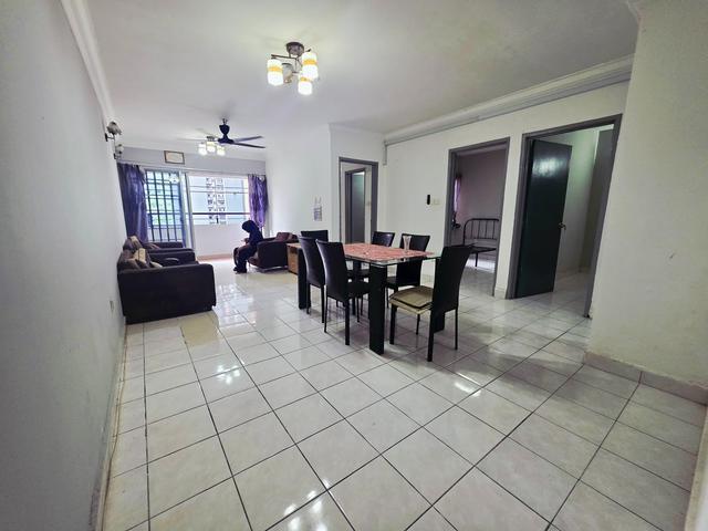 Apartment for sale in Petaling, Damansara Damai