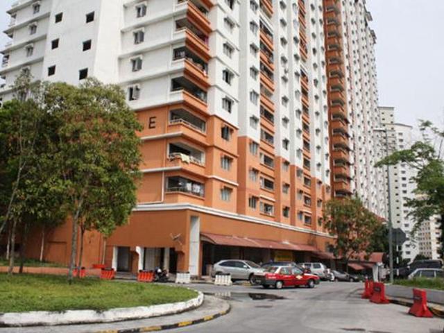 Apartment for sale in Petaling, Damansara Damai
