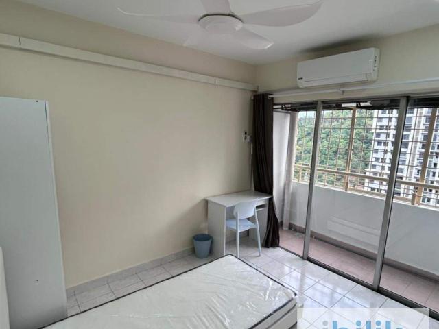 Room for rent in Petaling, Damansara Damai