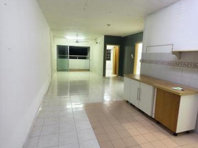 Apartment for sale in Petaling, Damansara Damai