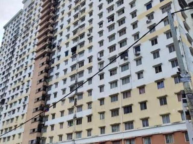 Apartment for sale in Petaling, Damansara Damai