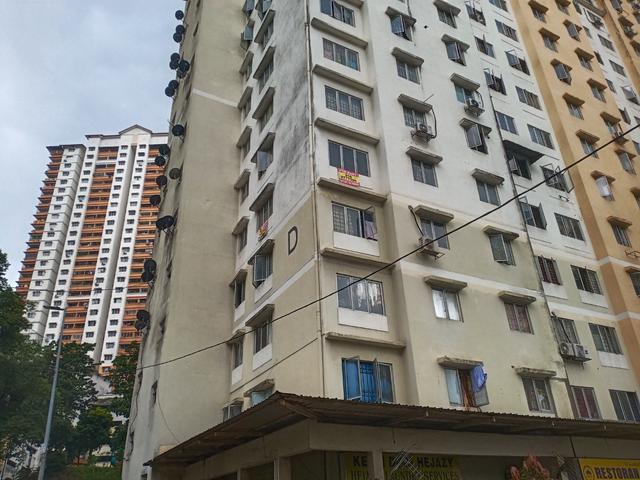 Apartment for sale in Petaling, Damansara Damai