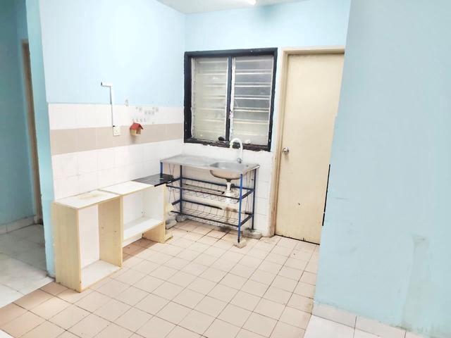 Apartment for sale in Petaling, Damansara Damai