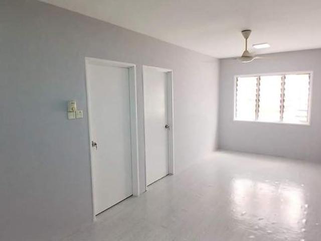 Apartment for sale in Petaling, Damansara Damai