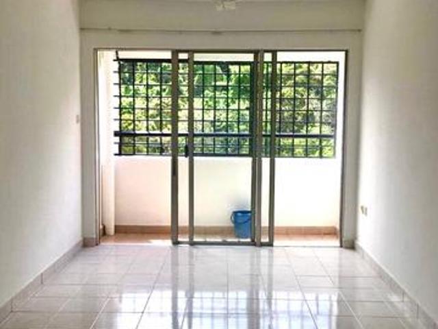 Apartment for sale in Petaling, Damansara Damai
