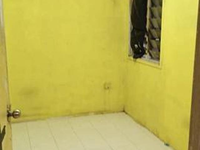 Flat for sale in Petaling, Damansara Damai