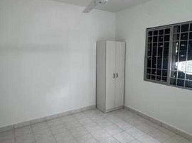 Apartment for sale in Petaling, Damansara Damai