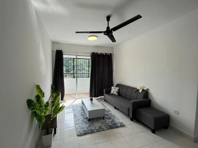 Apartment for sale in Petaling, Damansara Damai