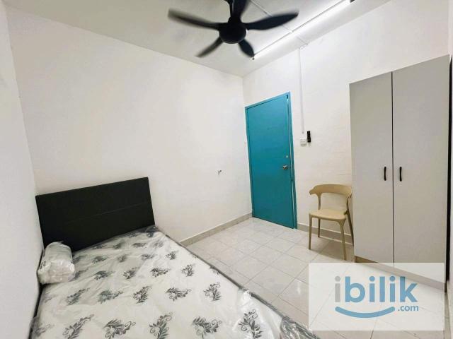 Room for rent in Petaling, Damansara Damai