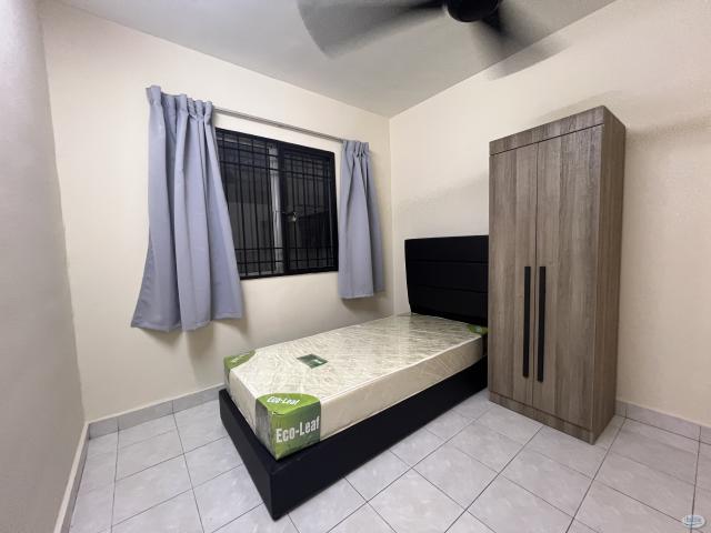 Room for rent in Petaling, Damansara Damai