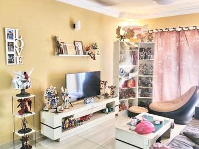 Apartment for sale in Petaling, Damansara Damai