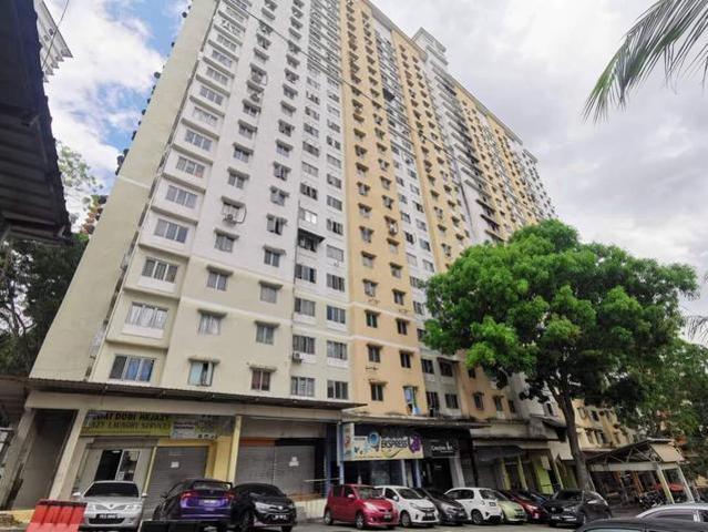 Apartment for sale in Petaling, Damansara Damai
