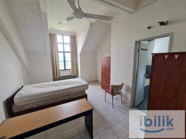Room for rent in Kajang, Langat