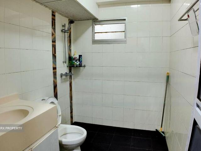 Detached House for sale in 23 North West