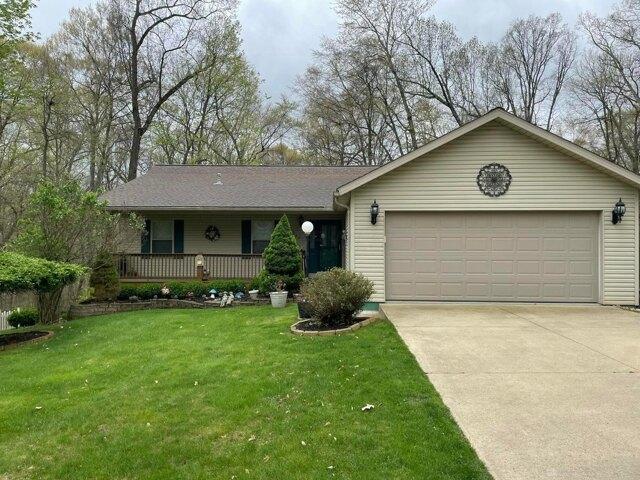 House for sale in Howard