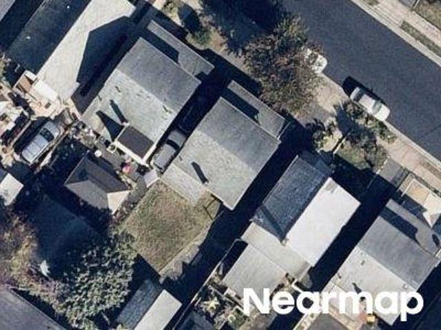 House for sale in Hillside