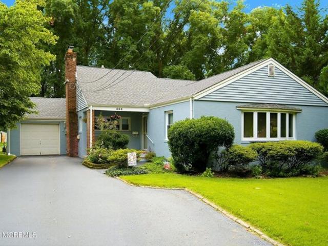 House for sale in Town Brook, Middletown Township