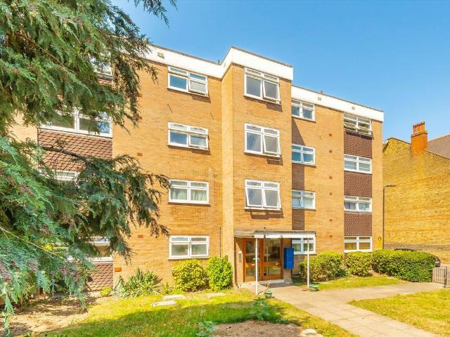 Apartment for rent in London Borough of Ealing, Greater London