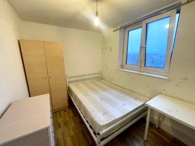 Room for rent in Upton Park, Greater London