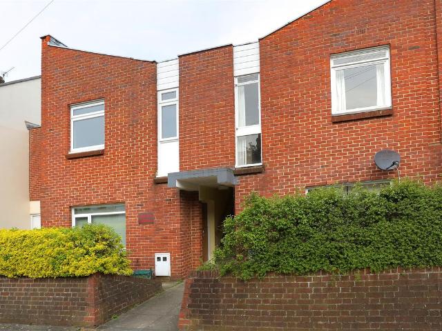 Apartment for rent in London Borough of Merton, Greater London