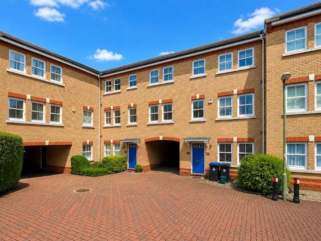 House for rent in Woking, Surrey