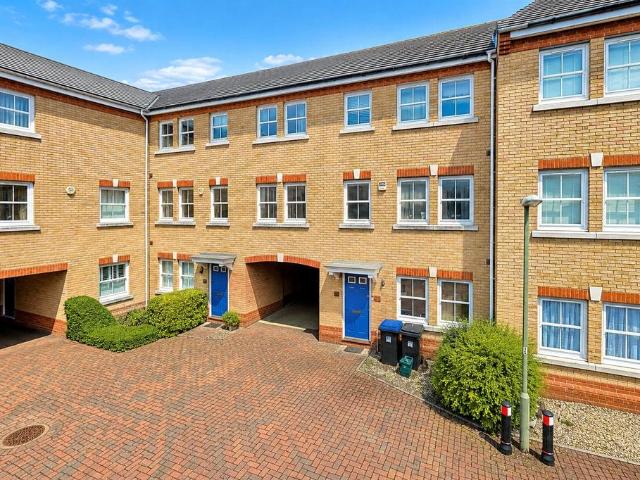 House for rent in Woking, Surrey