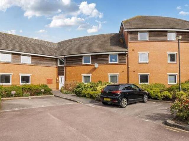 House for sale in Swindon, England