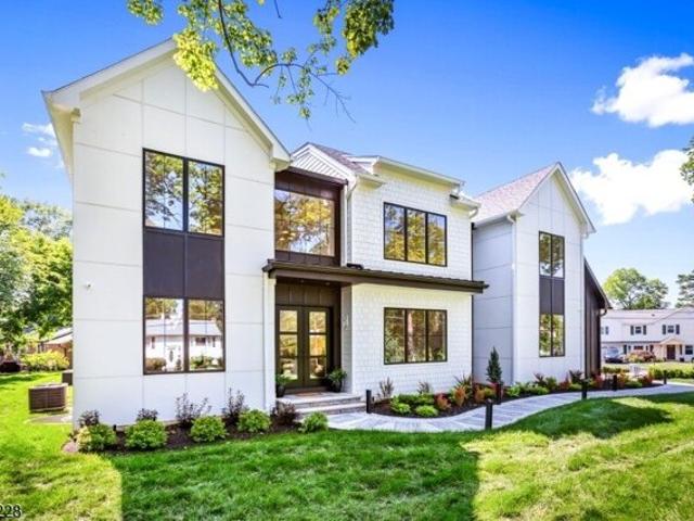 House for sale in Florham Park, New Jersey