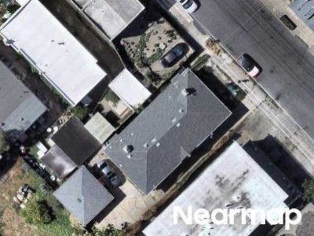 House for sale in Oakland, Alameda County