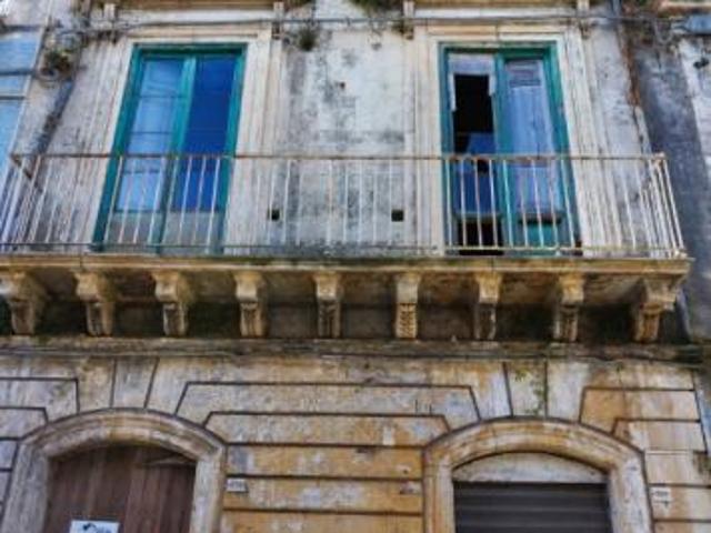 Villa Indipendente in vendita a Floridia, Sicilia