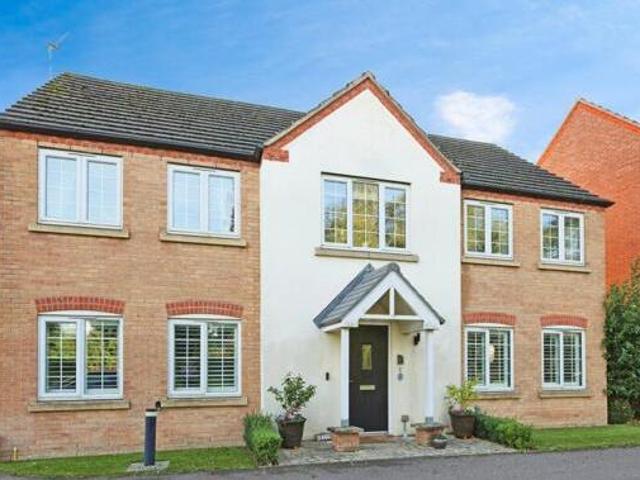 House for sale in Staniland, Boston