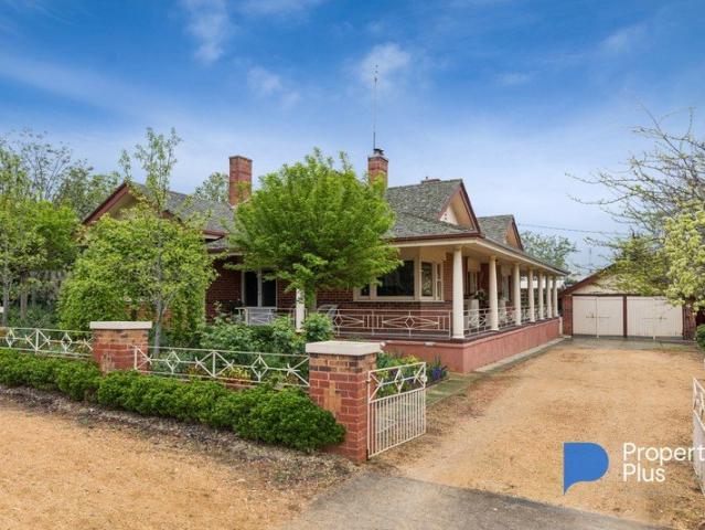 House for sale in St Arnaud, Shire of Northern Grampians