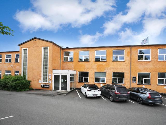 Erhvervsejendom til leje i Gladsaxe, Brøndby