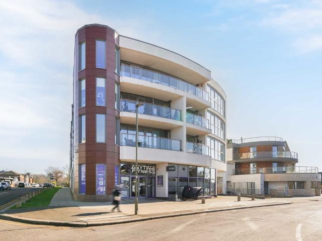 Apartment for rent in Mill Hill, Greater London