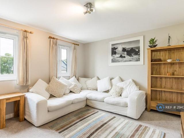Apartment for rent in North Sheen, Greater London