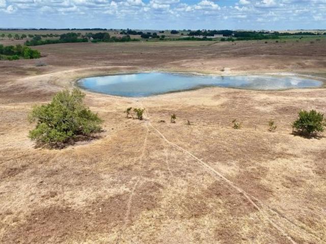 Farm for sale in Shiner, Texas