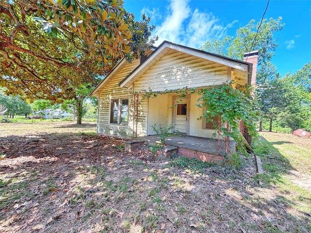 Farm for sale in Grapeland, Texas