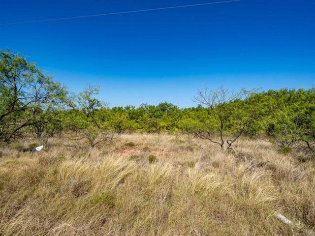 Land for sale in Taylor, Texas