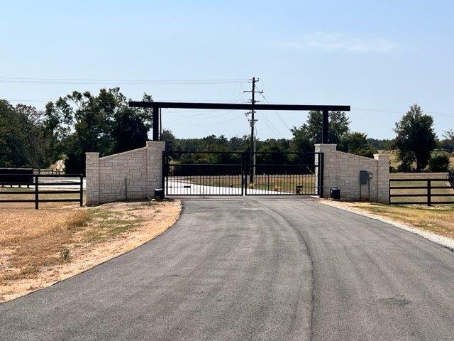 Land for sale in Fairfield, Texas