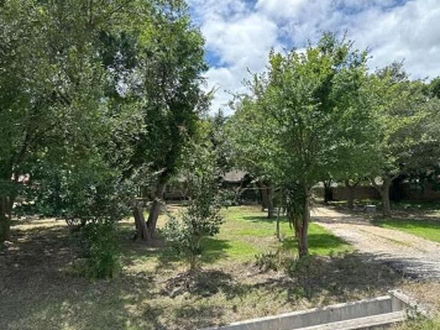 House for sale in Ellis, Texas