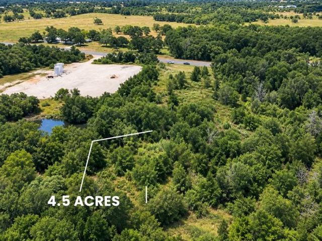 Land for sale in Burton, Texas