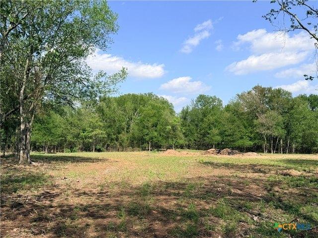 Land for sale in Luling, Texas