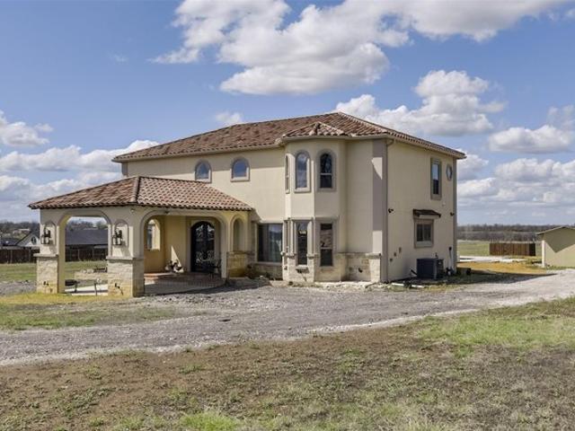 House for sale in Itasca, Texas