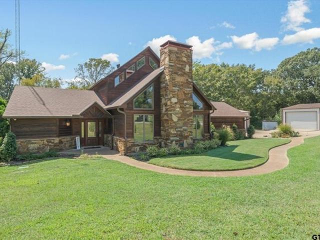 House for sale in Ben Wheeler, Texas
