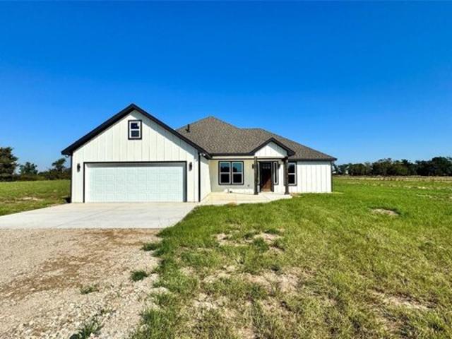 House for sale in Eustace, Texas